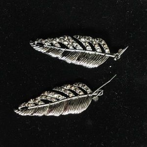 Beautiful feather earrings